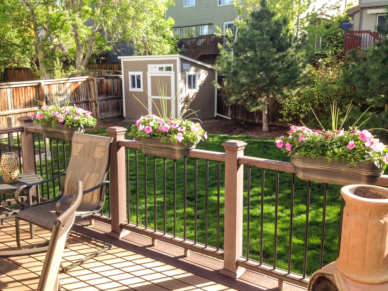 A Home Office in Full Bloom – Tuff Shed